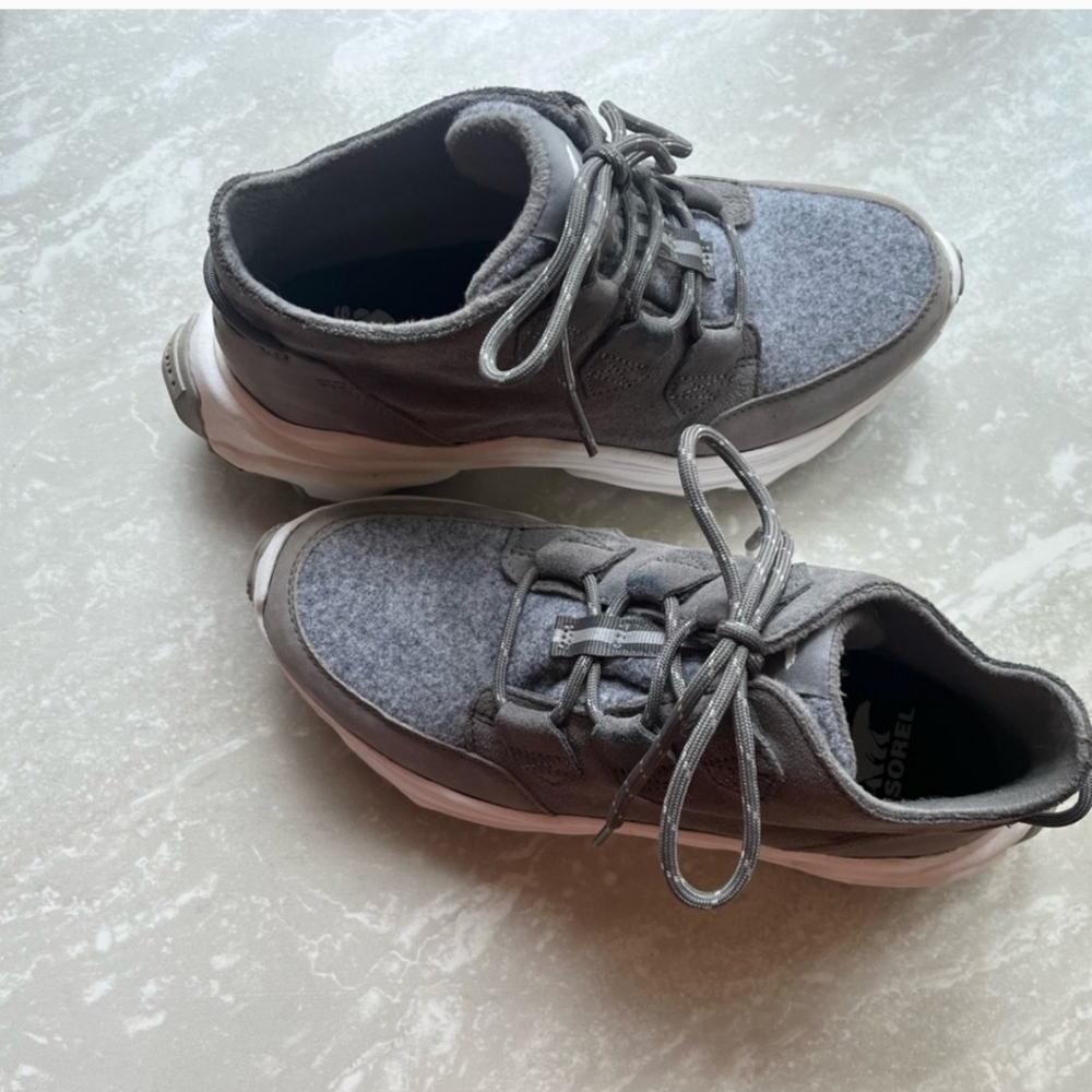 [Sorel] Kinetic Breakthru Caribou Waterproof Boot View 5